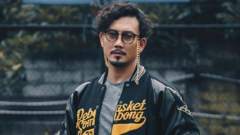 Ganteng Ga Pake Ribet, Brand Lokal SOMBONG by Denny Sumargo Kini Hadir Eksklusif di Shopee
