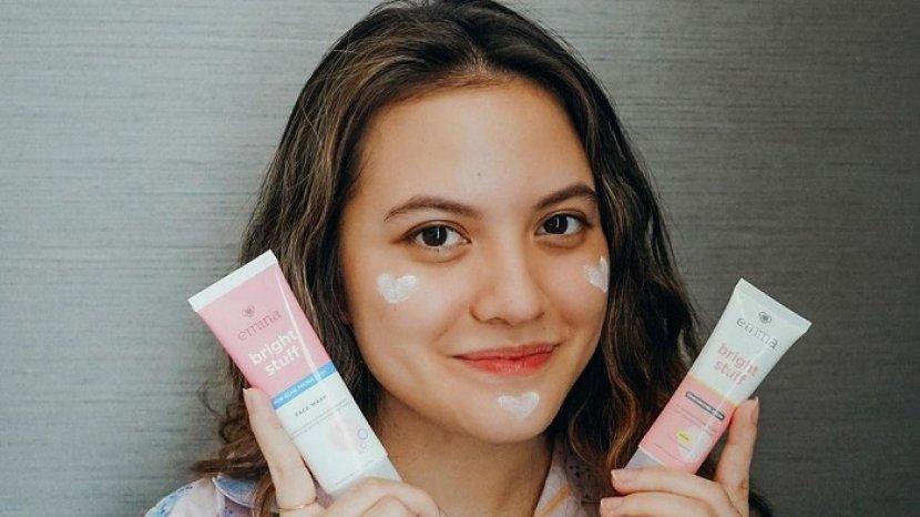 Tampil Segar ke Sekolah dengan Make Up Natural Bersama Emina Cosmetics