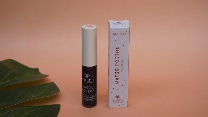 Review 5 Varian Lipstik dari Emina, Brand Lokal Andalan Remaja