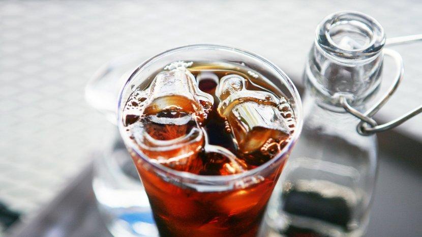 Langsung Minum Es Saat Berbuka Puasa? Awas Ini 5 Dampaknya untuk Kesehatan