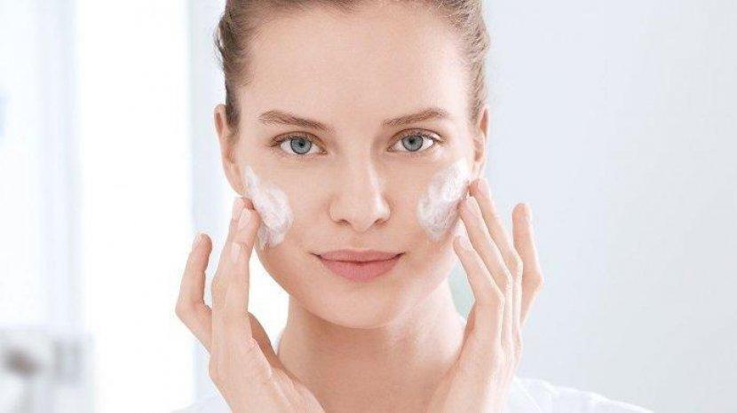 3 Skincare untuk Umur 40-an di Sociolla, Cocok untuk Mengatasi Tanda-tanda Penuaan