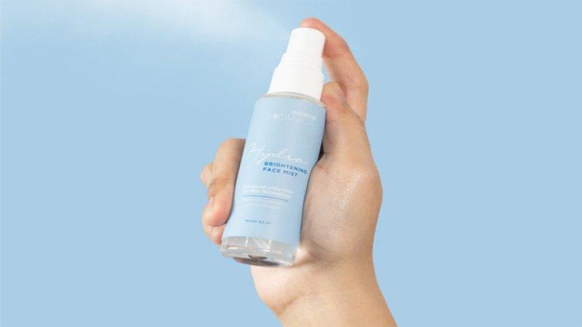 Buat Wajah Cerah dan Segar Sepanjang Hari dengan 5 Pilihan Face Mist Lokal Ini