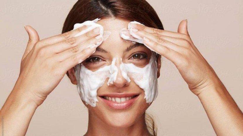 Intip Yuk, 5 Produk Sabun Cuci Wajah Khusus untuk Kulit Berjerawat