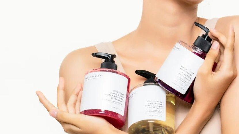 grace-and-glow-black-opium-brightening-booster-body-wash-master-2.jpg