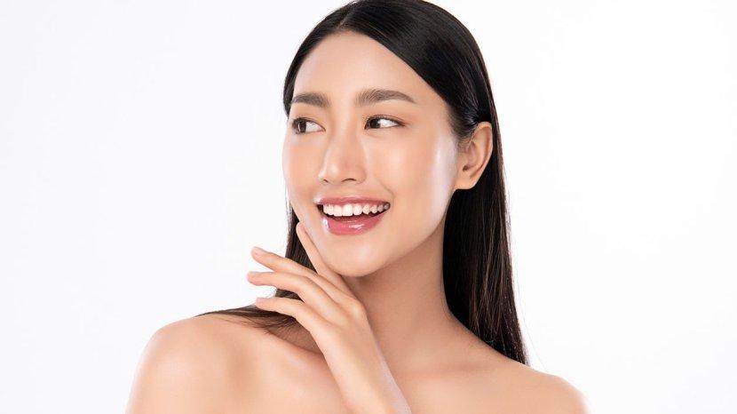 Jangan Sampai Terlewat, Ini 6 Cara Benar Memilih Foundation untuk Kamu yang Belajar Jadi MUA