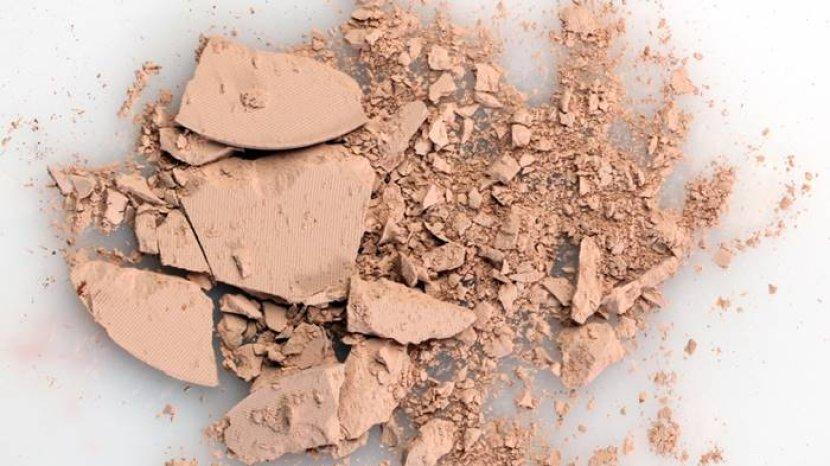 Cara Memperbaiki Bedak Padat yang Pecah, Kembali Seperti Baru