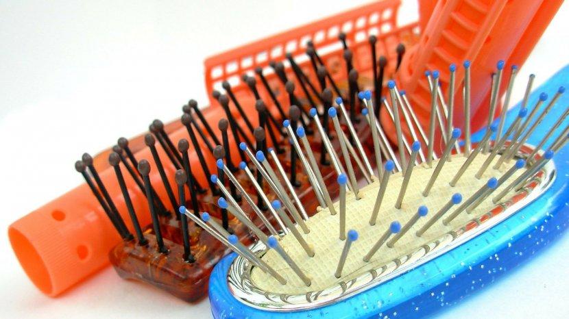 4 Rekomendasi Jenis Sisir Sesuai Jenis Rambut Agar Tidak Mudah Kusut
