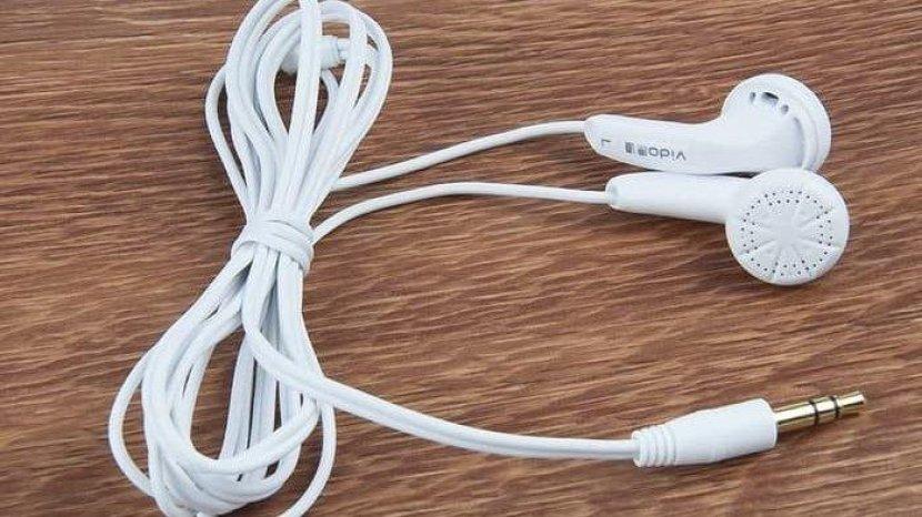 Efektif, Ini 5 Cara Mudah Membersihkan Earphone