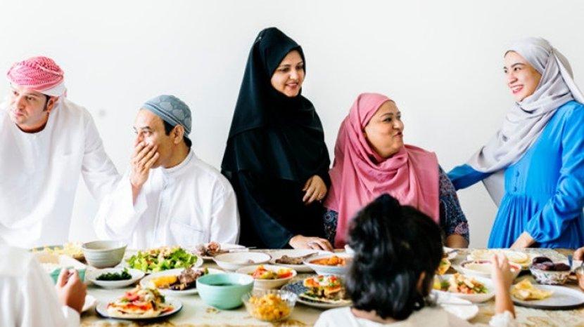 Ibu Hamil Sebaiknya Hindari 5 Makanan Ini saat Lebaran