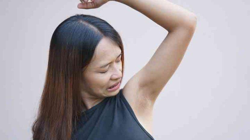 Yuk Kenali 7 Penyebab Utama Kenapa Ketiak Bisa Gelap dan Menghitam