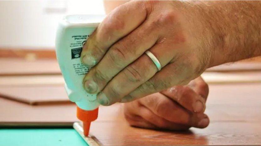 5 Rekomendasi Lem Kuat untuk Atasi Retak di Berbagai Peralatan Rumah Tangga