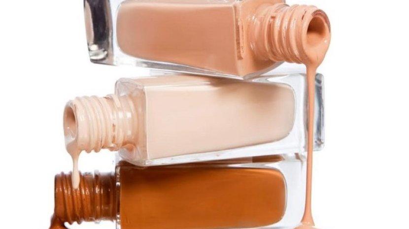 5 Rekomendasi Liquid Foundation Terbaik dengan Formula yang Ringan di Kulit