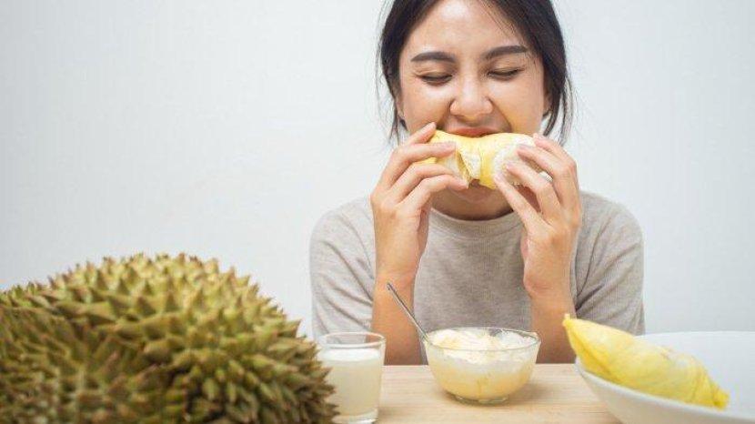 Terlalu Banyak Makan Durian Bikin Mabuk? Yuk Atasi dengan 6 Cara Ini