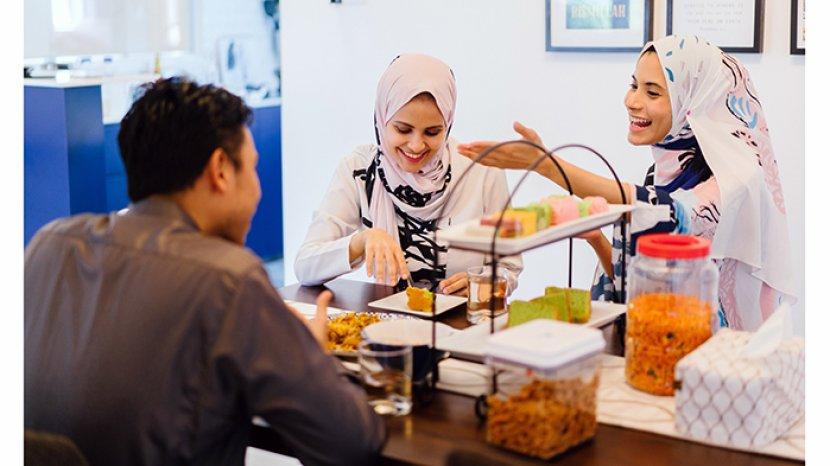 5 Cara Mudah Membersihkan Toples Kue Kering agar Bisa Dipakai saat Lebaran