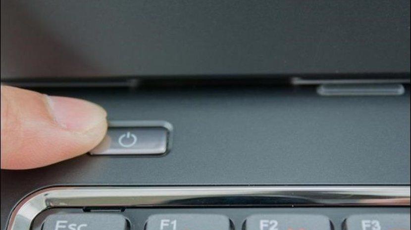 Bahaya, Ini Efek Buruk jika Jarang Mematikan Laptop