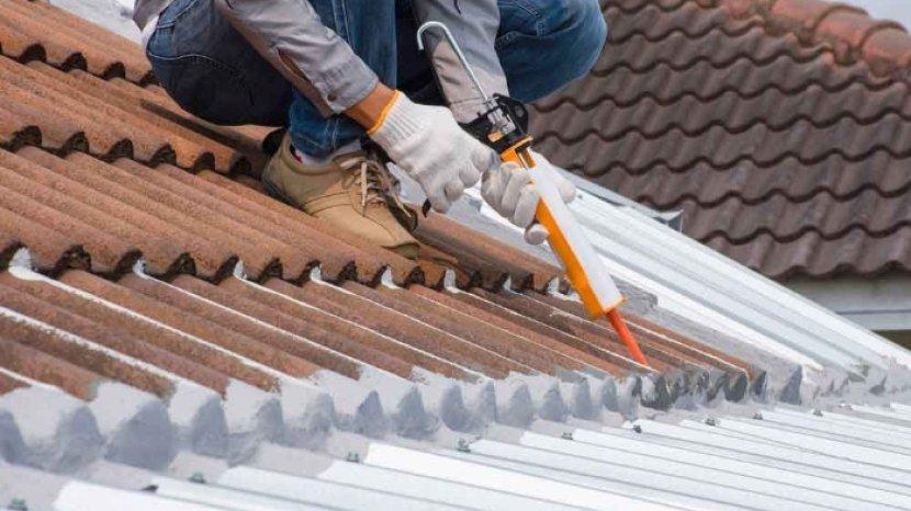 10 Cara Tepat Memilih Pelapis Anti Bocor untuk Melindungi Atap dan Plafon Rumah