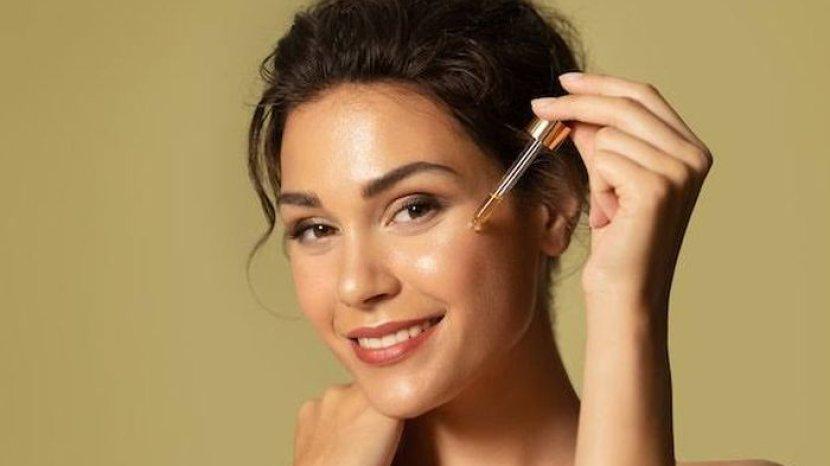 7 Rekomendasi Face Oil Terbaik Berbahan Natural, Merawat Kulit agar Tetap Ternutrisi