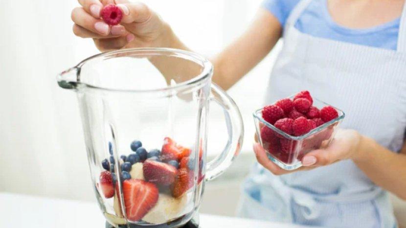 5 Rekomendasi Blender yang Tangguh Haluskan Es Batu, Permudah Bikin Smoothie