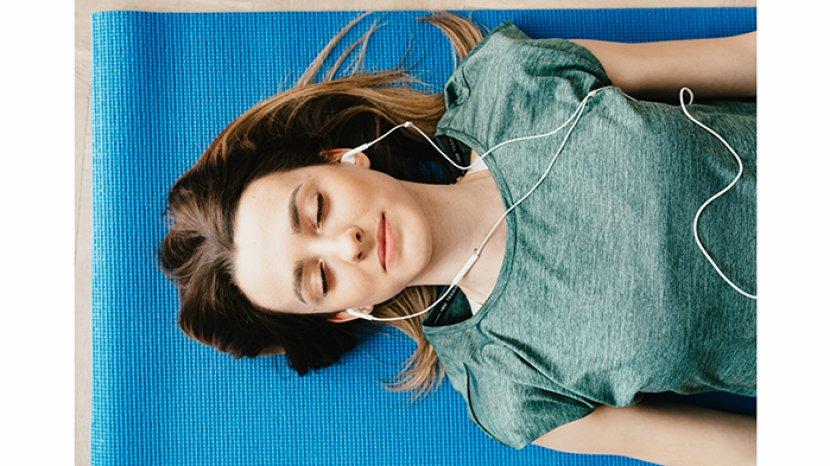 Agar Tak Mudah Rusak, Ini 5 Tips Merawat Earphone yang Benar