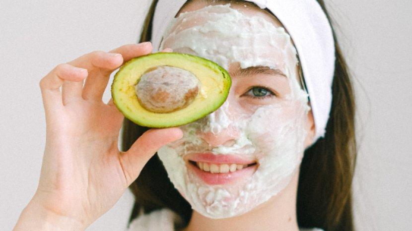 7 Buah-buahan Ini Ternyata Punya Segudang Manfaat untuk Kulit