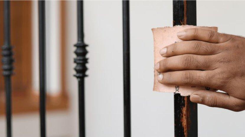 5 Cara Menghilangkan Karat di Teralis Jendela, Tidak Cuma Pakai Ampelas
