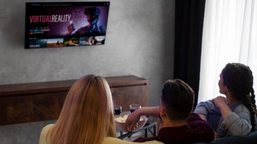 Beda TV Android dengan Smart TV, Mana yang Cocok untuk Kamu?