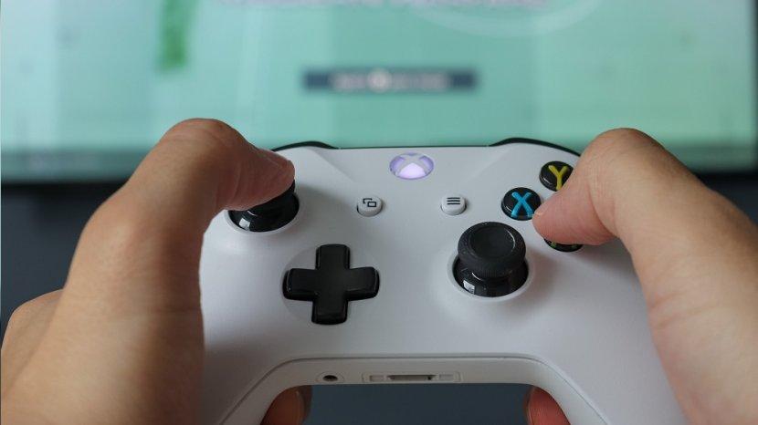 5 Joystick Terbaik untuk Bermain Game di Laptop atau PC