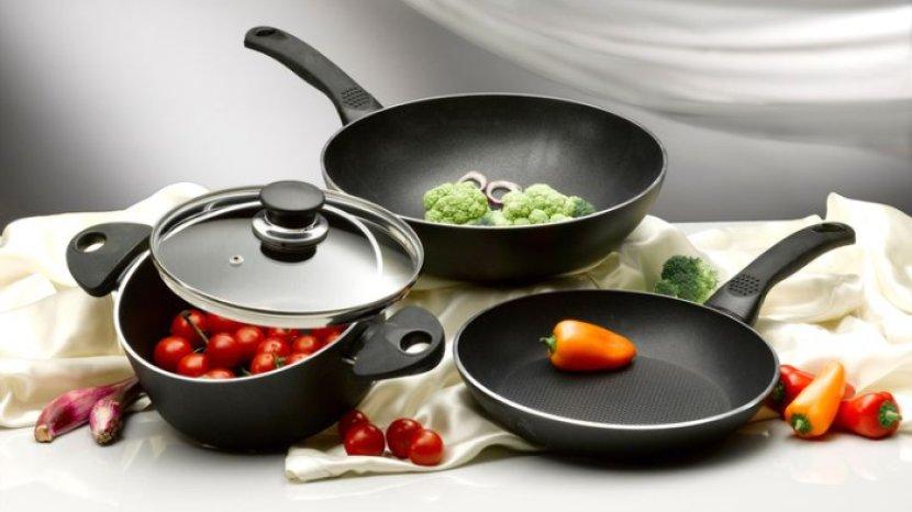 7 Rekomendasi Frypan Anti Lengket, Masak Tanpa Banyak Minyak dan Bebas Gosong