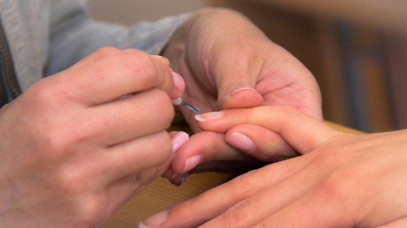 Tak Perlu ke Salon, 4 Bahan Alami Ini Bisa Kamu Gunakan untuk Merawat Kuku
