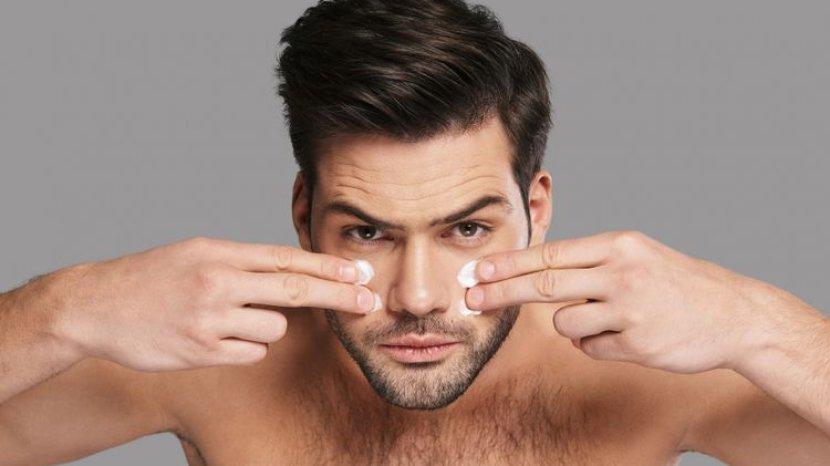 5 Sunscreen Terbaik untuk Pria, Cegah Kulit Belang Saat Terpapar Sinar Matahari