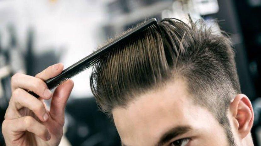 Rambut Rapi dengan 5 Rekomendasi Sisir Rambut Terbaik untuk Pria