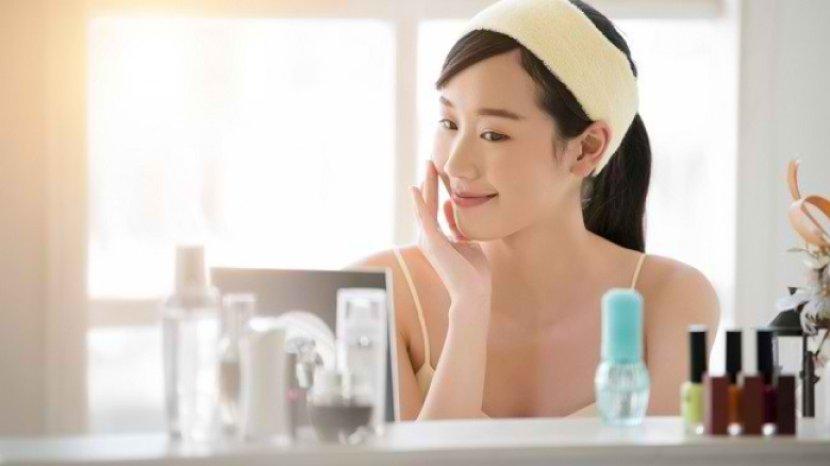 3 Cara Merawat Kulit Wajah Remaja Agar Glowing dan Tidak Mudah Beruntusan Saat Puber