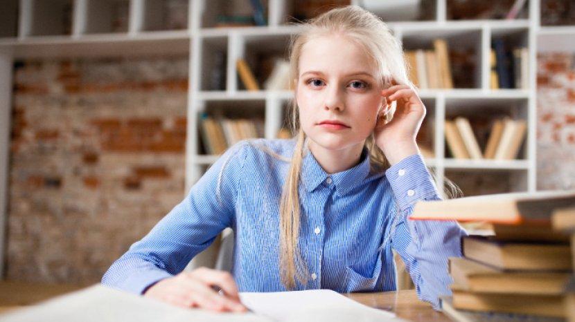 5 Rekomendasi Sunscreen Buat Remaja yang Bikin Semangat Sekolah