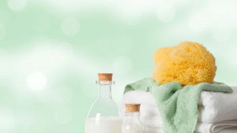 5 Tips Membersihkan Spons Mandi Secara Tepat, Disarankan Menggunakan Air Hangat