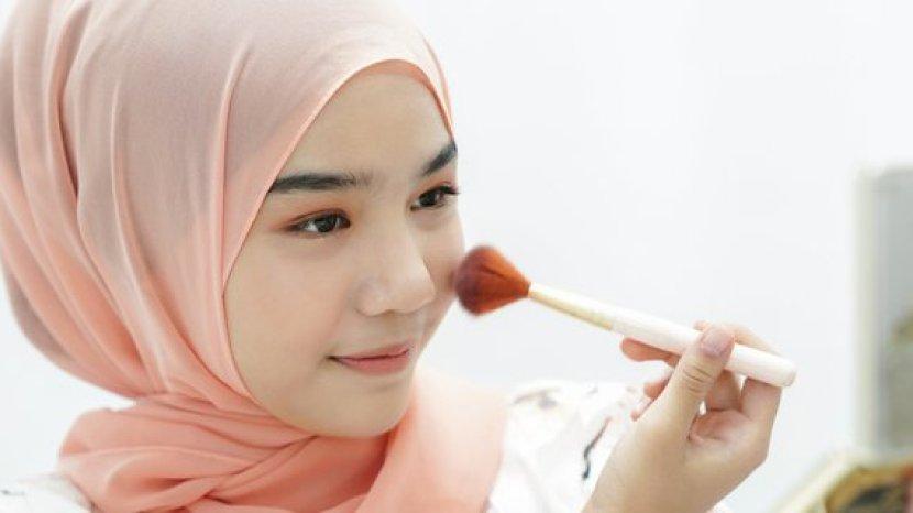 5 Rekomendasi Blush On Halal dan BPOM, Bisa Jadi Andalan Para Muslimah