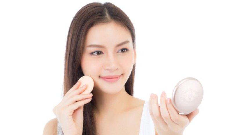 5 Rekomendasi Compact Powder dengan Harga di Bawah Rp 100.000, Cocok untuk Anak Kost