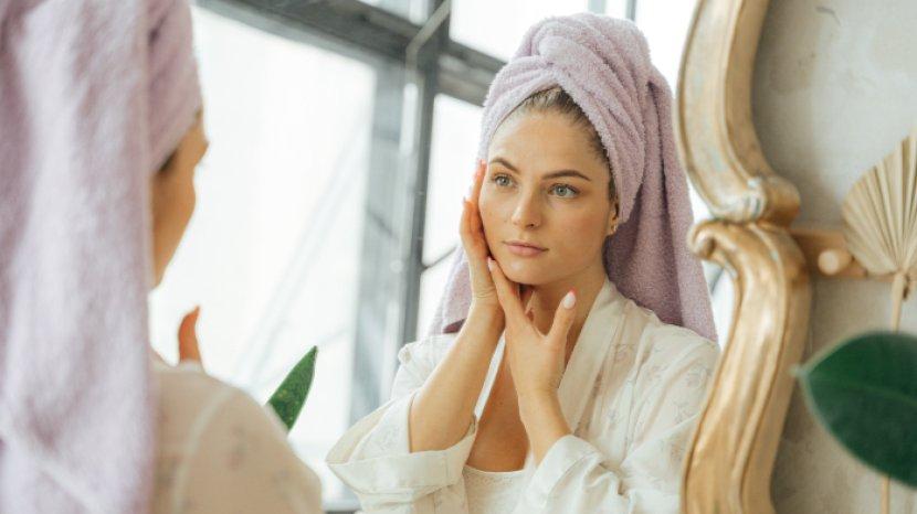 5 Rekomendasi Essence untuk Membantu Penyerapan Skincare agar Kulit Super Lembap