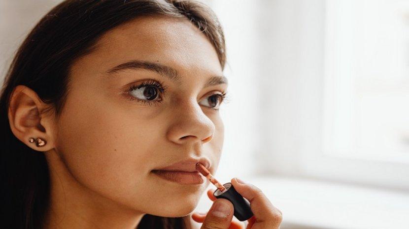 5 Rekomendasi Lipstik di Bawah Rp 50.000-an yang Worth It untuk Kamu Coba
