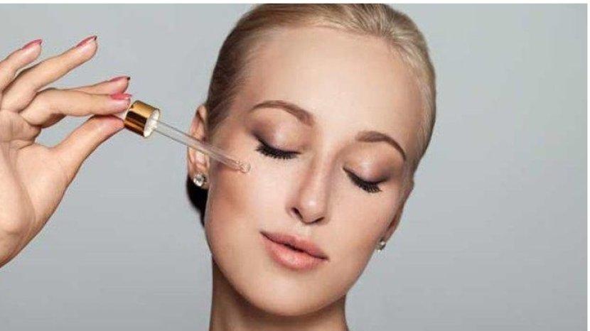 Cegah Keriput Mulai Sekarang dengan 5 Rekomendasi Serum Retinol, Aman untuk Pemula.