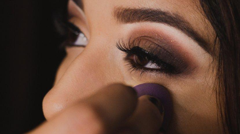 5 Rekomendasi Eyeshadow Palette dengan Warna Dominan Cokelat