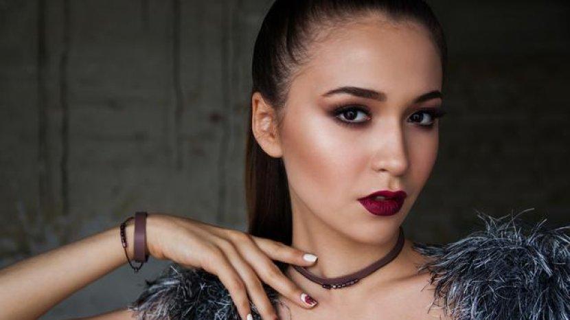 5 Rekomendasi Blush On dengan Formula Long Lasting, Cocok Kamu Gunakan untuk Tahun Baruan