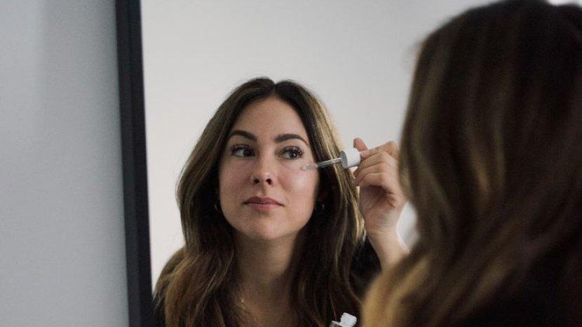 Lawan Tanda Penuaan dengan Dear Klairs Freshly Juiced Vitamin Drop