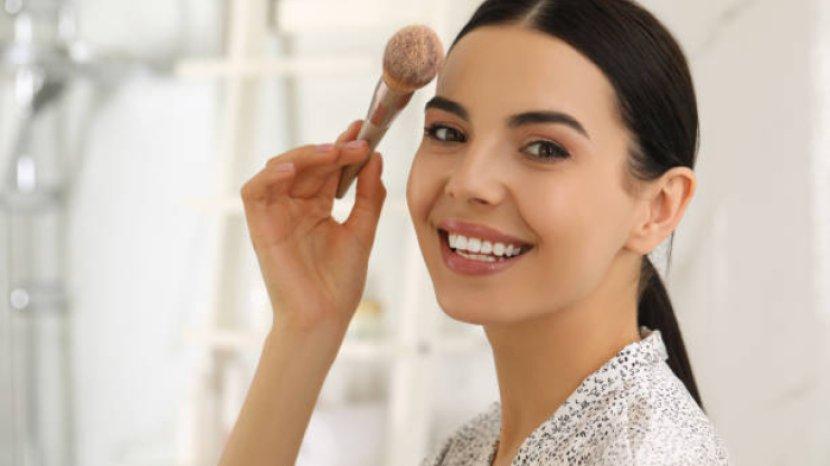 5 Rekomendasi Set Makeup Brush yang Cocok Buat Travelling