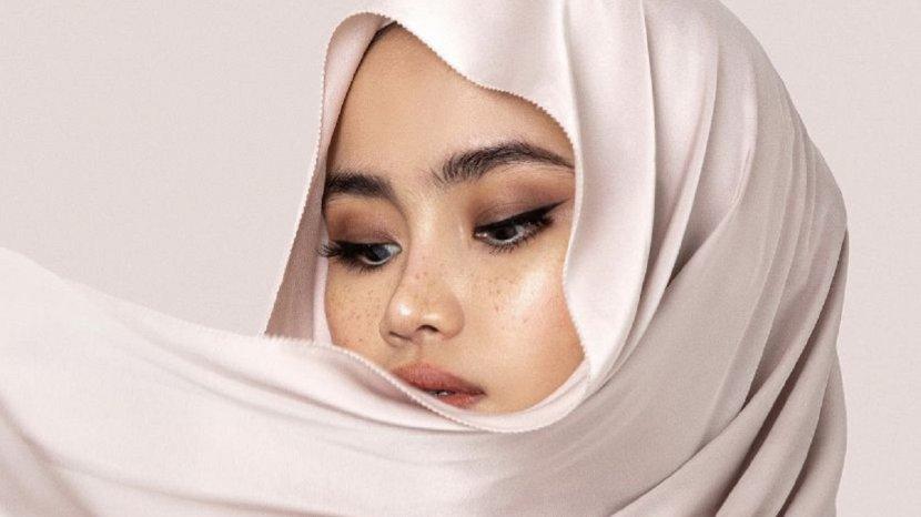 jilbab-bahan-silk.jpg