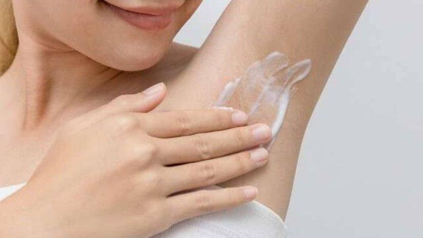 7 Rekomendasi Krim Pencerah Ketiak Ini Aman dan BPOM, Solusi Hempas Ketiak Hitam yang Kamu Alami 