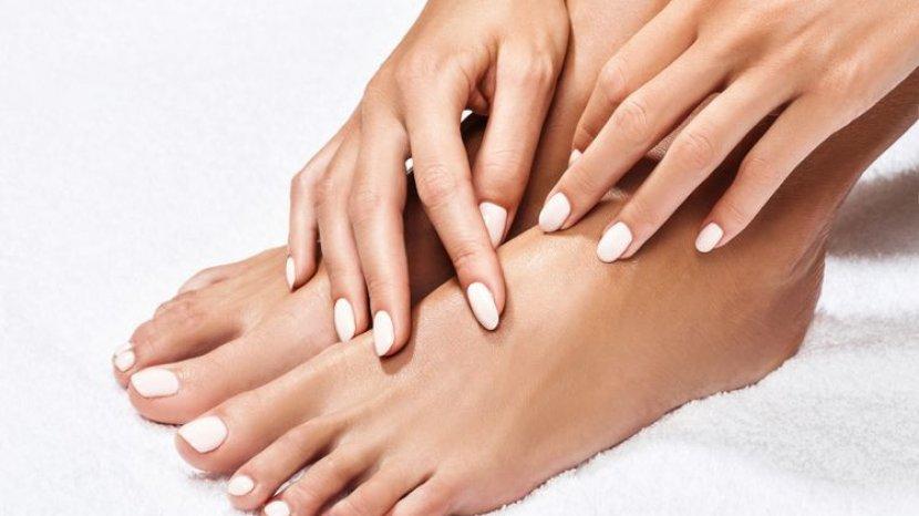 4 Rekomendasi Warna Kuteks yang Tepat untuk Bentuk Kuku Pendek