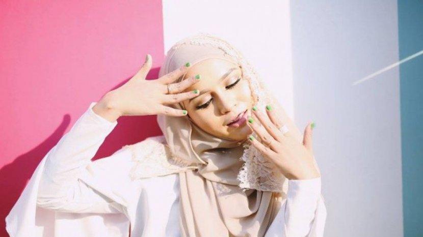 5 Rekomendasi Kuteks Halal untuk Muslimah