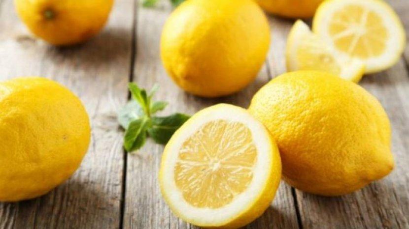 Rekomendasi 4 Buah-buahan yang Bisa Merawat Bibir