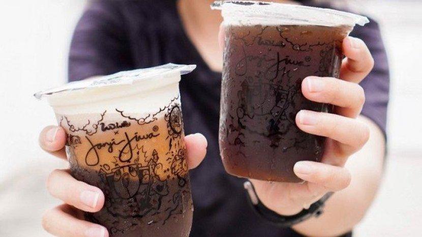 Rekomendasi 4 Lipstik dengan Aroma Kopi yang Patut Dicoba