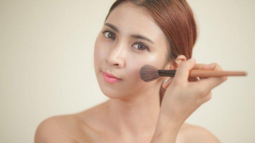 Review Marina Glow Ready BB Cream SPF 30 PA+++, Kulit Glowing dan Terlindungi dari Sinar UV